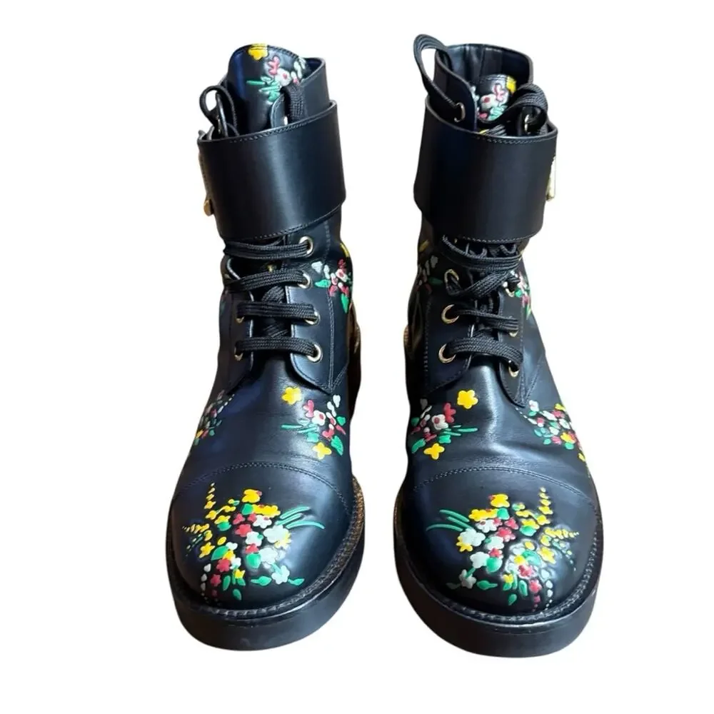 LOUIS VUITTON Wonderland Floral  Ranger Leather Boots Gold LV Buckle EU 38 U8